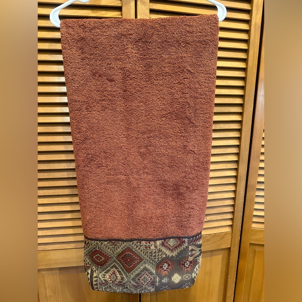Croscill Home Yosemite Decorative Bath Towels (6)